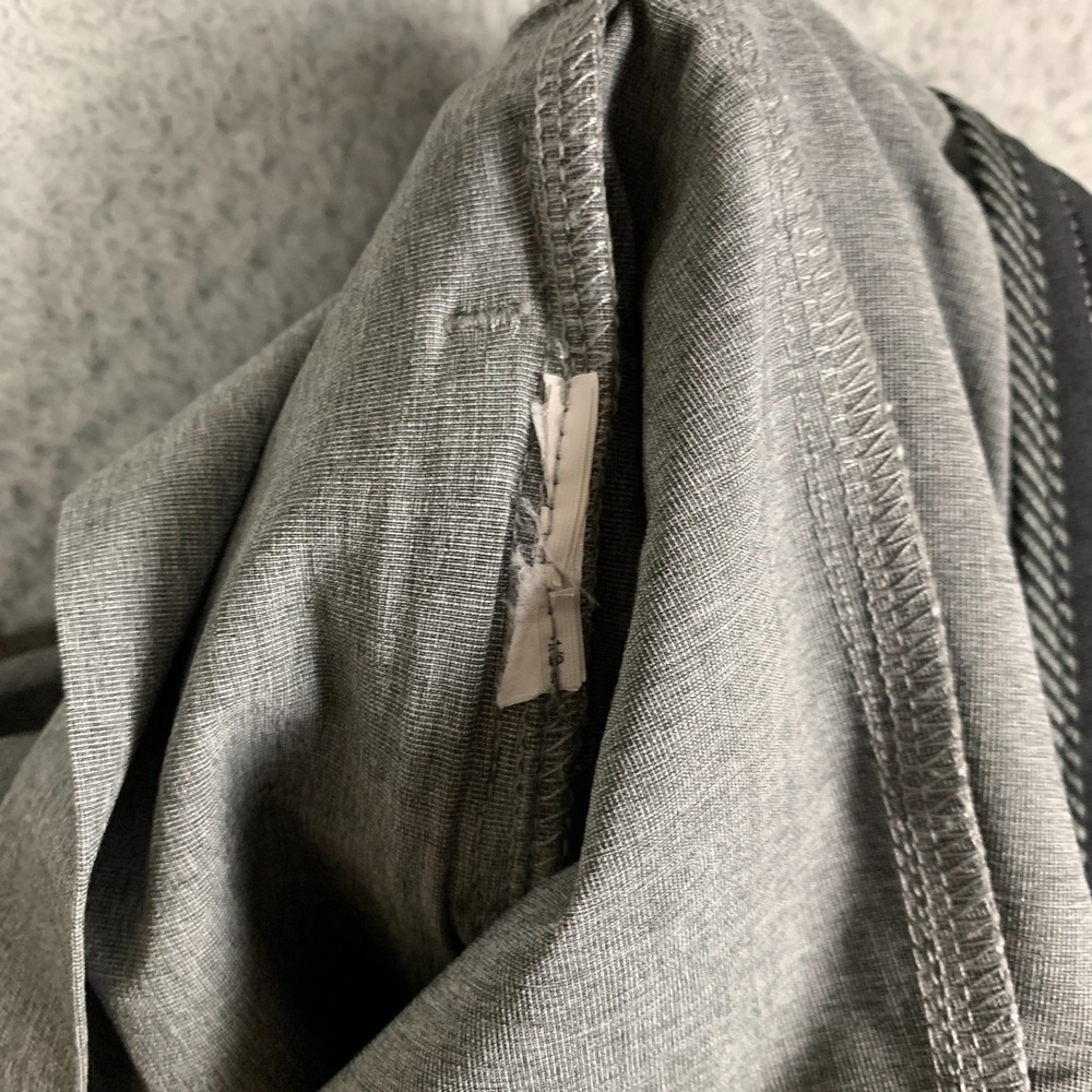 Vuori Aim Pants Mens Actual 36 x 31 Gray Stretch Athletic Slim Casual Commute - Picture 6 of 9